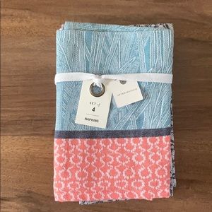 New Anthropologie Jacquard Napkins (Set of 4)